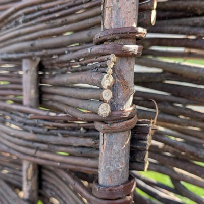 Willow Bunch Weave Hurdle Fence Panel 6ft x 6ft