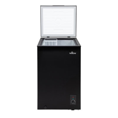 Willow W99CFB Freestanding 99L Chest Freezer with Removable Storage Basket, Suitable for Outbuildings and Garages - Black