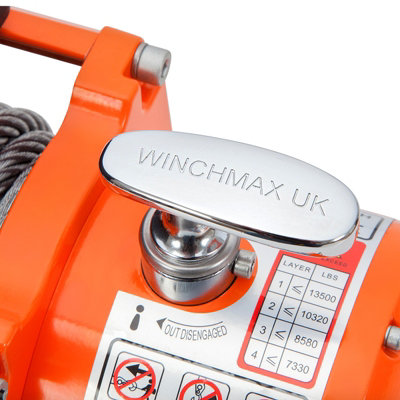 WINCHMAX 13,500lb 12v Winch. 26m Steel Rope. Remote Controls.