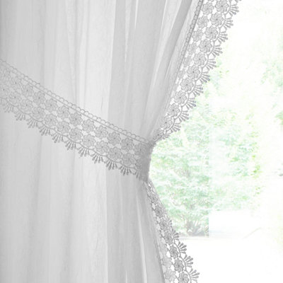 Windsor White Crushed Voile Panel with Marame Trim and Tie Back - Pair 140 x 137cm (55x54")