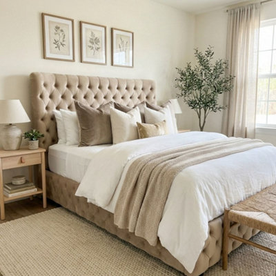 Winged Ambassador Chesterfield Bed Frame - King - No Storage Type