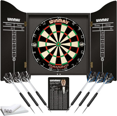 Winmau Professional Dart Set includes Diamond Plus Dartboard
