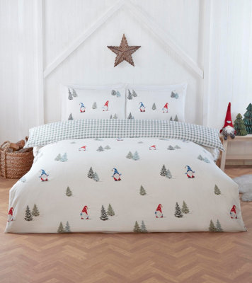 Winter Gonks Microfibre Polyester Duvet Set with Pillowcase