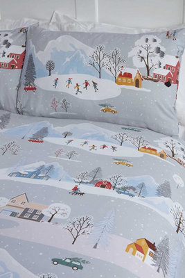 Winter Tails Dogs Double Duvet Cover and Pillowcase Set