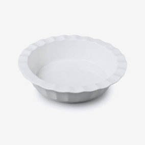 WM Bartleet & Sons Porcelain Deep Round Crinkle Rim Pie Dish, 23cm