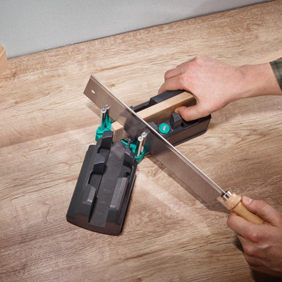 Wolfcraft Bevel and Mitre box 2-in-1 product for Precise Baseboards, 70mm