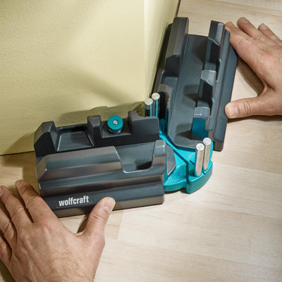 Wolfcraft Bevel and Mitre box 2-in-1 product for Precise Baseboards, 70mm