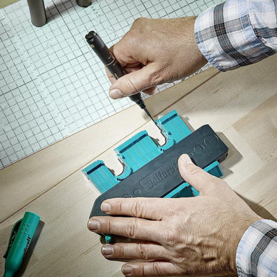 wolfcraft Contour Gauge For tracing and transferring cutting lines irregular shapes Perfect for tiles laminate