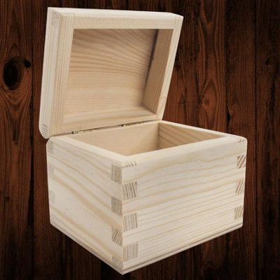 Woodeedoo Small Wooden Keepsake Jewellery Box with Rounded Hinged Lid Unfinished Pine for Trinkets Craft Storage Gifts 9.5x8x8cm