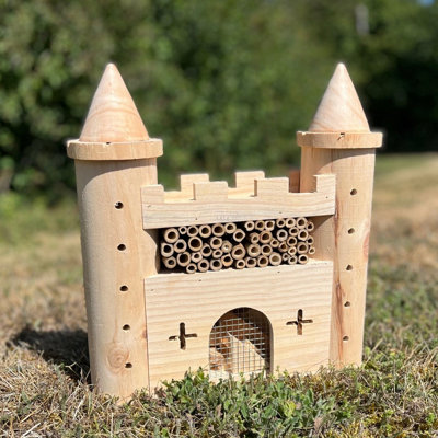 Wooden Castle Fort Insect Hotel Habitat for Bees & Butterflies - 3