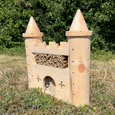 Wooden Castle Fort Insect Hotel Habitat for Bees & Butterflies - 4