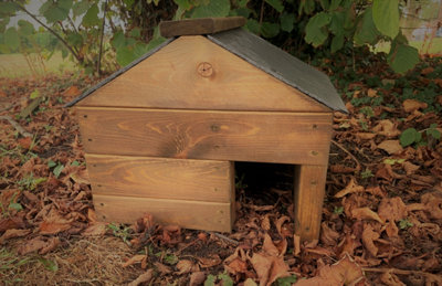 Wooden Hedgehog Habitat Nest Box House Slate Roof Predator Proof Hibernation Shelter - 3