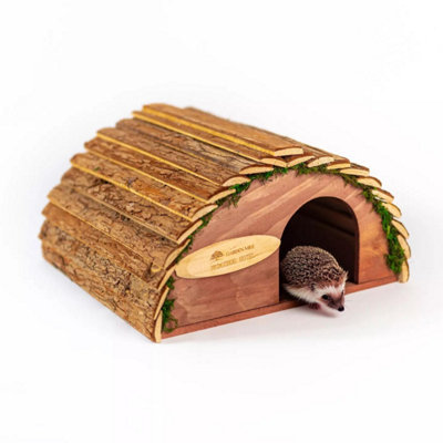 Wooden Hedgehog House Hibernation Shelter Predator Proof Garden Wildlife