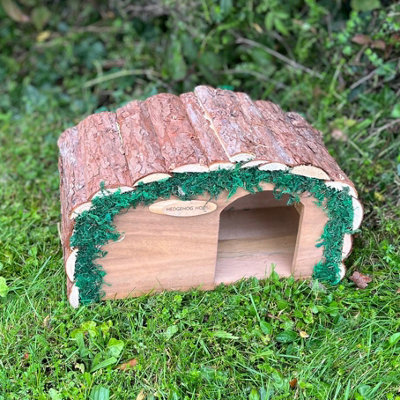 Wooden Hedgehog House Hogitat with Bark Roof - 3