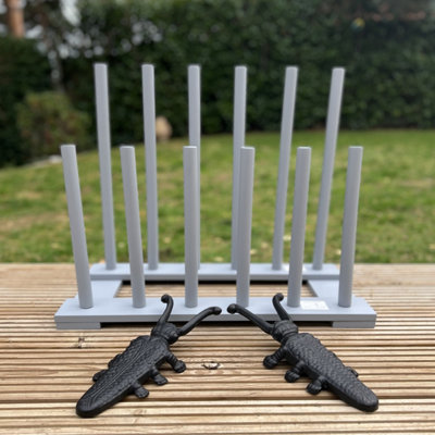 Wooden Welly Boot Rack Organiser in Light Grey with Two Cast Iron Beetle Boot Jacks