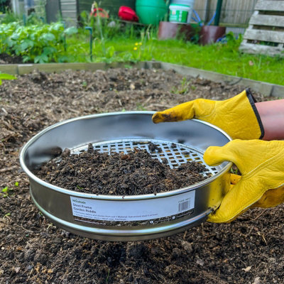 Woodside Heavy Duty Garden Riddle, 30cm Potting Sieve, Mesh Soil ...