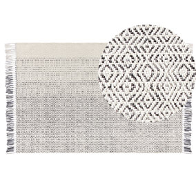 Wool Area Rug 140 x 200 cm White and Grey OMERLI