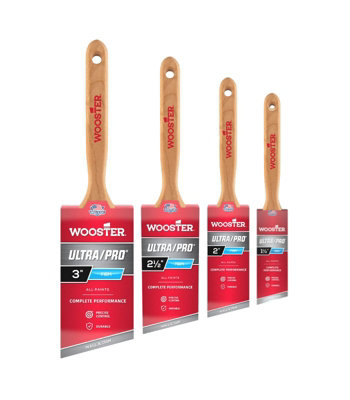 Wooster Ultra Pro - Firm Lindbeck - Angled Sash Paint Brush - 3 Inch