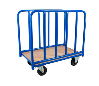 Workhorse Long Goods Truck with Tubular Sides - 500kg Capacity