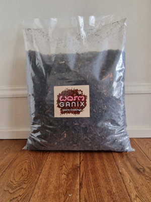 Wormganix fine moist dark forest bark chips sieved/graded 6-8mm Houseplant Mulch 20 Litre Bag - 5