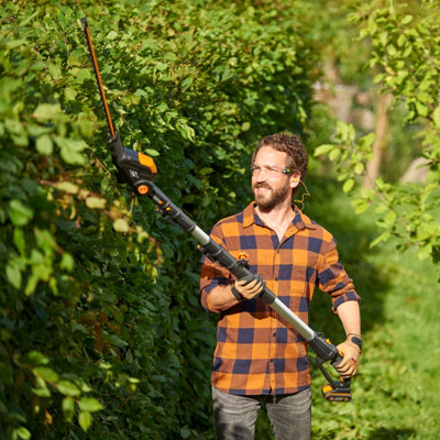 WORX WG252E.9 20V 45cn Cordless Pole Hedge Trimmer (BARE UNIT) - 7