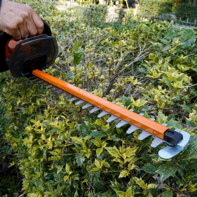 WORX WG261E.1 20V Cordless 45cm Hedge Trimmer with 2 2Ah Batteries and Chargers - 6