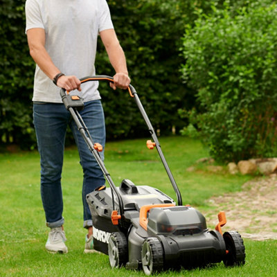 WORX WG779E.2 40V 34cm Cordless Lawn Mower with 2 x 2.0Ah