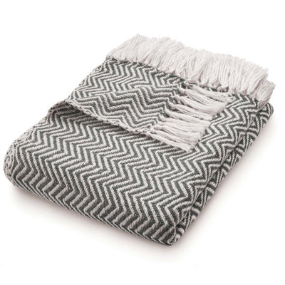 Woven Indoor Outdoor Washable Herringbone Cuddly Throw Warm Grey - 130cm x 180cm