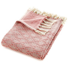 Woven Indoor Outdoor Washable Trellis Cuddly Throw Coral Pink - 130cm x 180cm