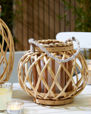 Woven willow and rattan Naxos Round LED Lantern