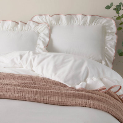 Wylder Blousey Ruffled Cotton Pillowcase Pair