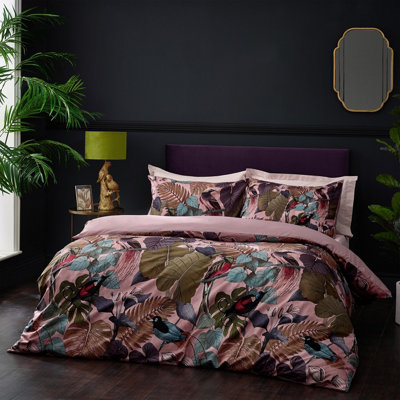 Wylder Midnight Bee Floral Velvet Duvet Cover Set