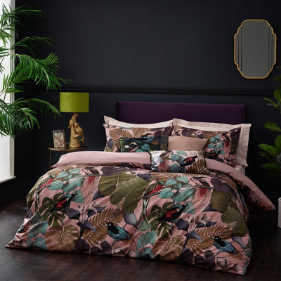 Wylder Midnight Bee Floral Velvet Duvet Cover Set