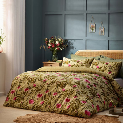 Cottage Floral Bedding Set / Yellow Green