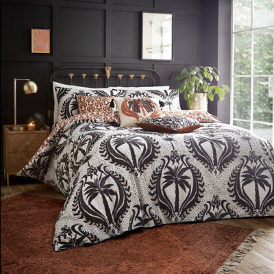 Wylder Tropics Laucala Bohemian Duvet Cover Set