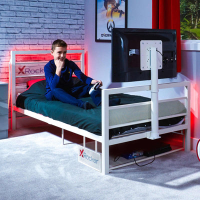 X rocker deals bed with tv