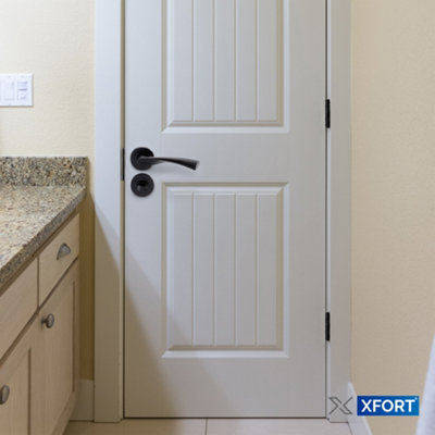 XFORT Matt Black Warped Lever On Rose Bathroom Pack, Complete Bathroom Set