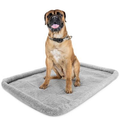 Curated visual reference: Visual Reference: Xxl Sized Comfort Grey Faux Fur Dog Crate Bedding