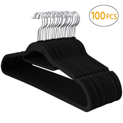 Yaheetech Black 100 Pieces Velvet Flocked Hangers with Notched Shoulders and Swivel Hook