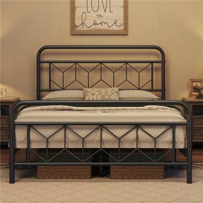 Yaheetech Black 4ft6 Double Metal Bed Frame with Diamond Pattern Headboard and Footboard