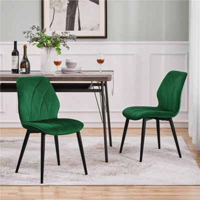 Yaheetech Set of 2 Green Velvet Dining Chairs with Petal Accented Backrest