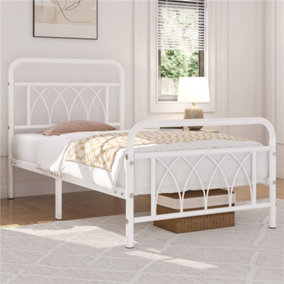 Yaheetech White 3ft Single Metal Bed Frame with Petal Accented Headboard and Footboard