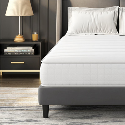 Yaheetech White 4ft6 Double Mattress Bonnell Spring and Knitted Jacquard Cover, Medium Soft, 135x190x19cm