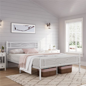 Yaheetech White 4ft6 Double Metal Bed Frame with Cloud-inspired Design Headboard