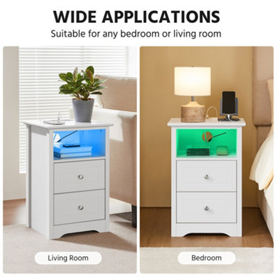 Yaheetech White Bedside Table with Charging Station and Adjustable LED Light Strip