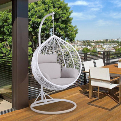 Yaheetech White Hanging Swing Chair with Cushion Garden Patio Rattan Hammock Chair DIY at B Q