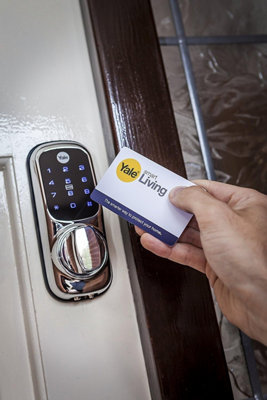 Yale Keyless Smart Door Lock Key-Free Entry via PIN Code, Key Card, or Smartphone, Enhanced Security