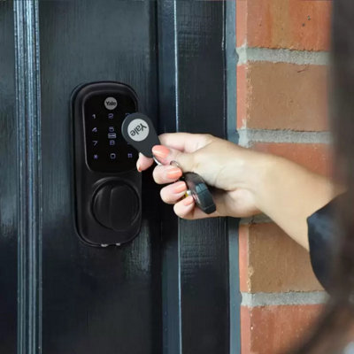 Yale Keyless Smart Door Lock Key-Free Entry via PIN Code, Key Card, or Smartphone, Enhanced Security