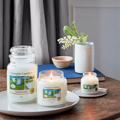 Yankee Candle Original Medium Jar Scented Candle - Clean Cotton, 411g