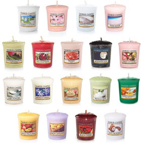 Yankee Candle - Votive Candles Classic - Assorted Scents Set of 18